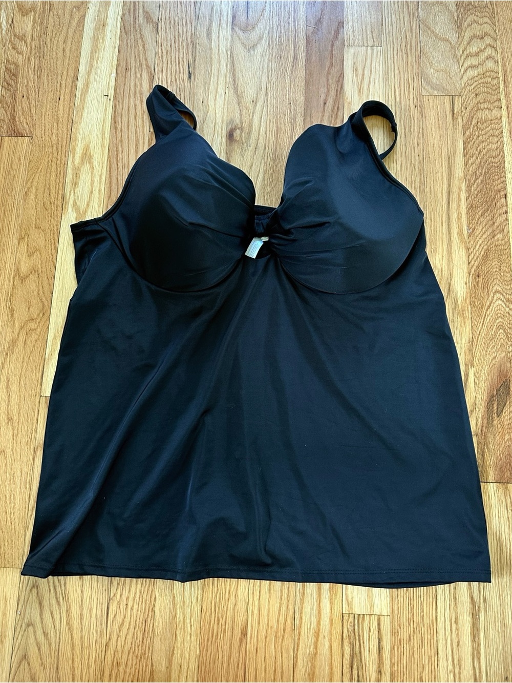 Swim by Cacique Black Underwire Tankini Top in size 44DDD